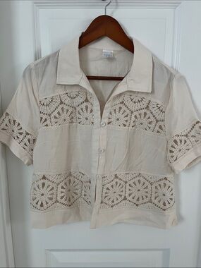 NWOT Short-Sleeve Lace Panel Button-Down Shirt
